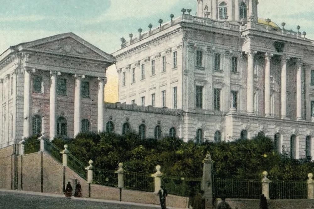 «От государственного канцлера графа Румянцева на благое просвещение»